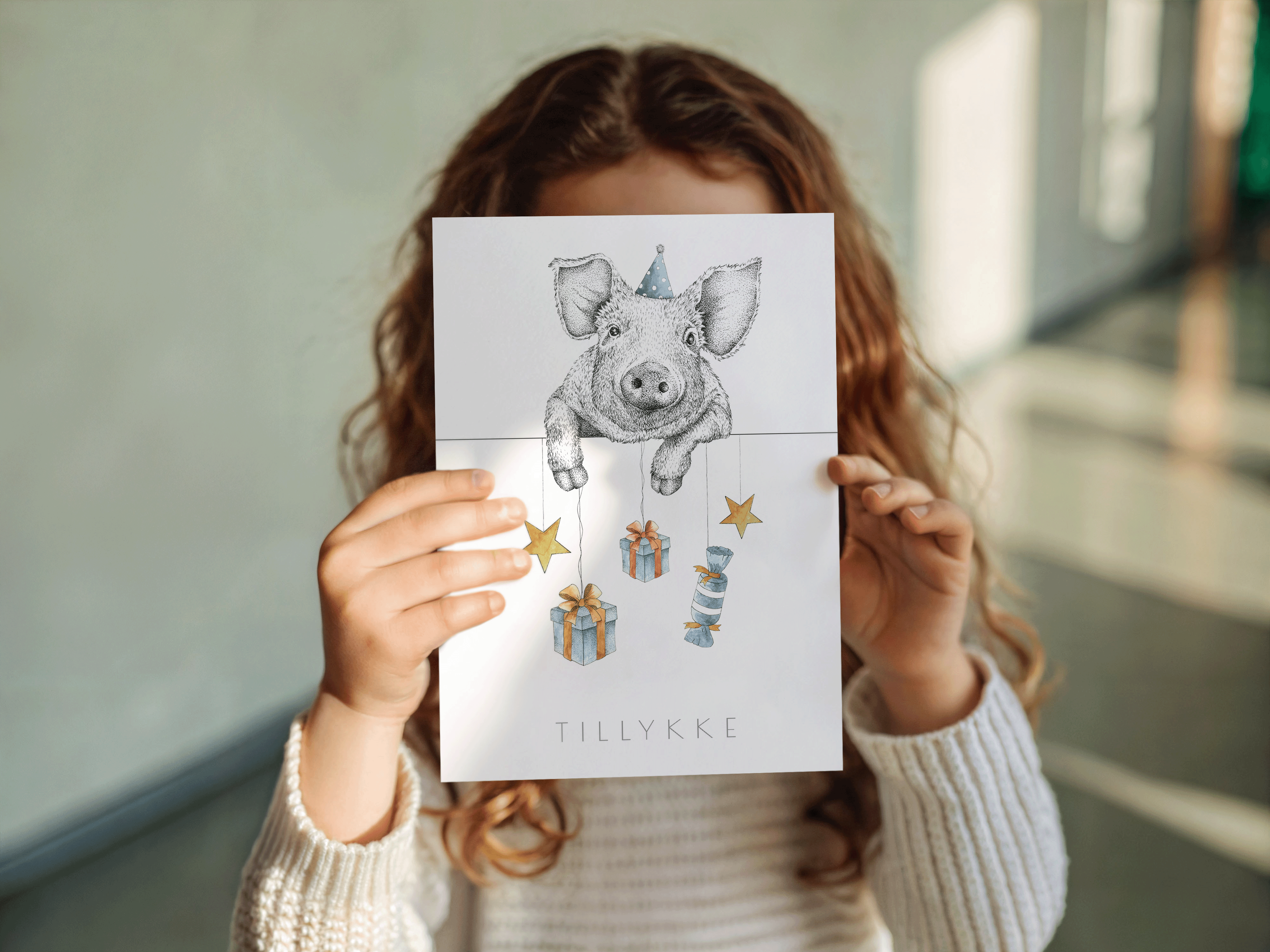 Fødselsdagskort  + håndtegnet gris illustration + kort/børneplakat til børneværelse